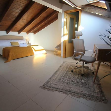 Apartament Apartaross Walencja Zewnętrze zdjęcie
