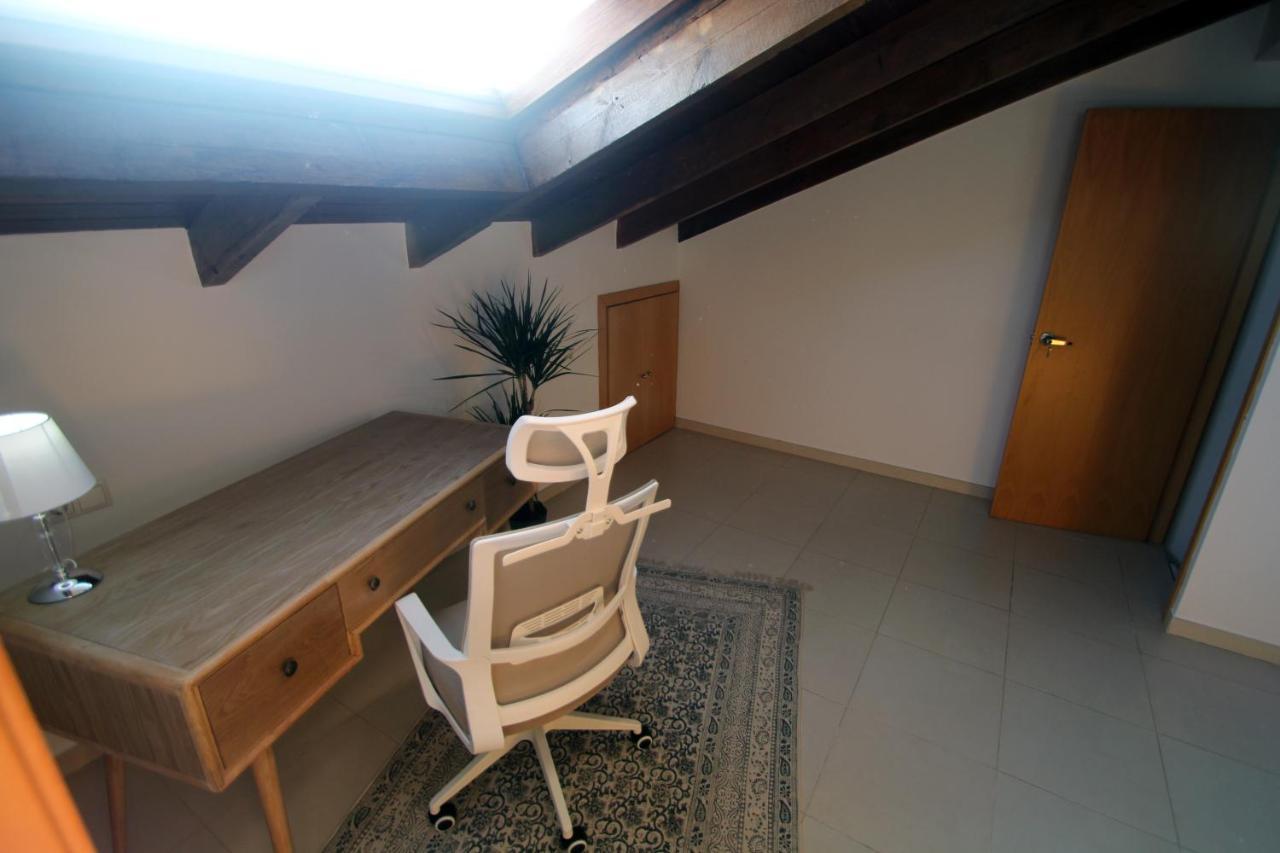 Apartament Apartaross Walencja Zewnętrze zdjęcie