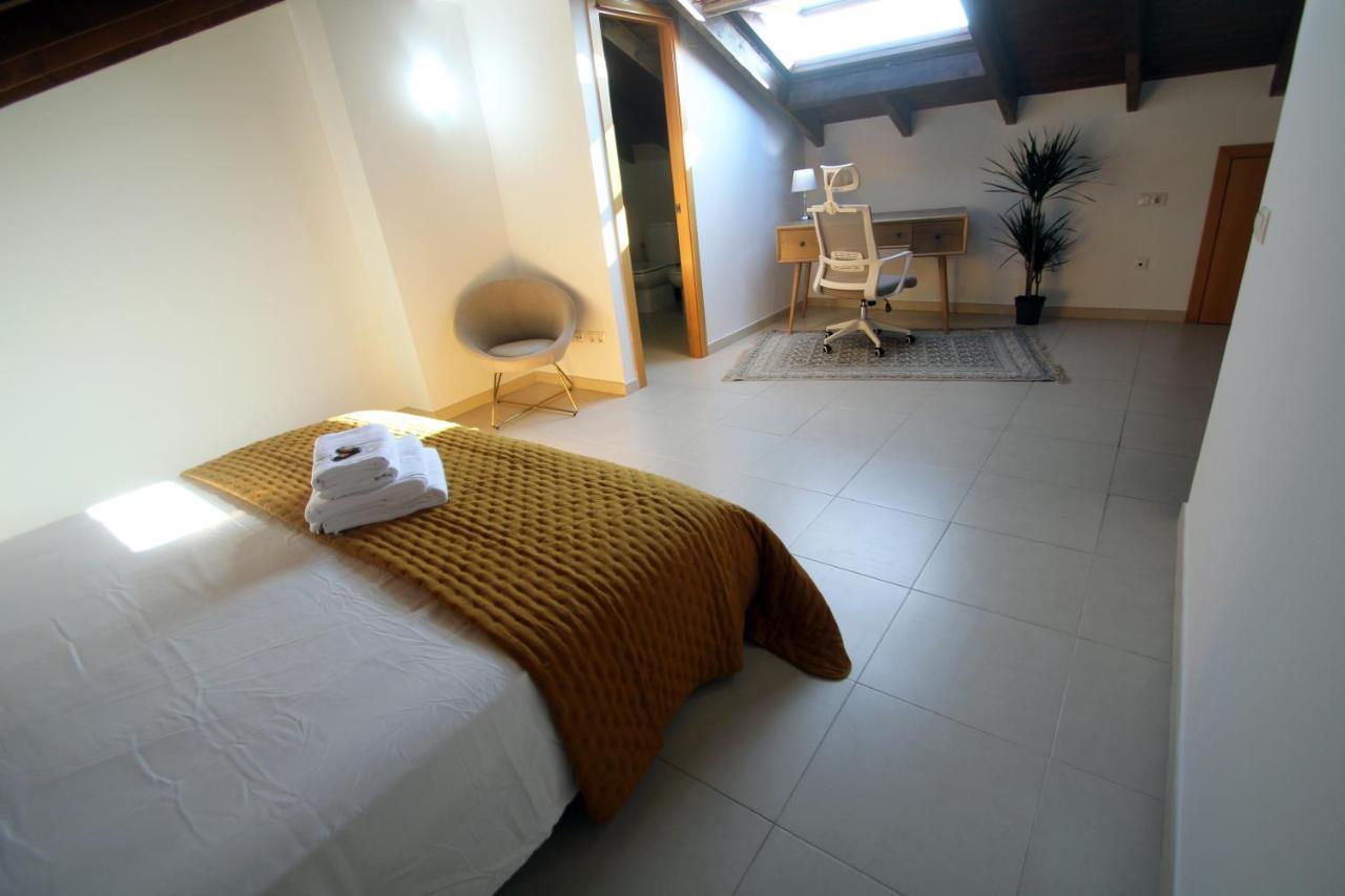 Apartament Apartaross Walencja Zewnętrze zdjęcie