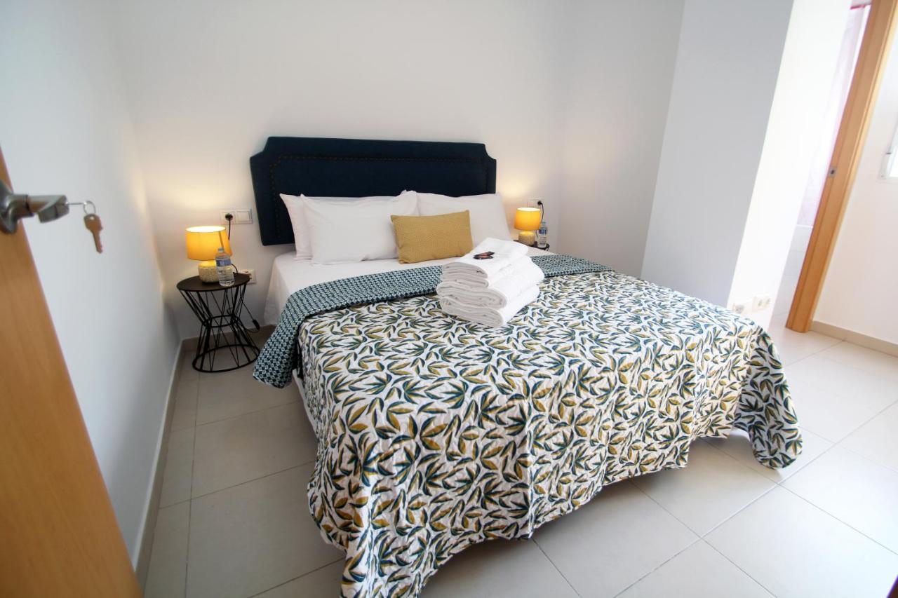 Apartament Apartaross Walencja Zewnętrze zdjęcie